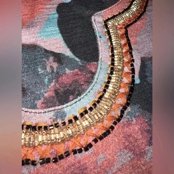 Soft Surroundings Domenica beaded trim printed tunic top Sz Small - Picture 4 of 10